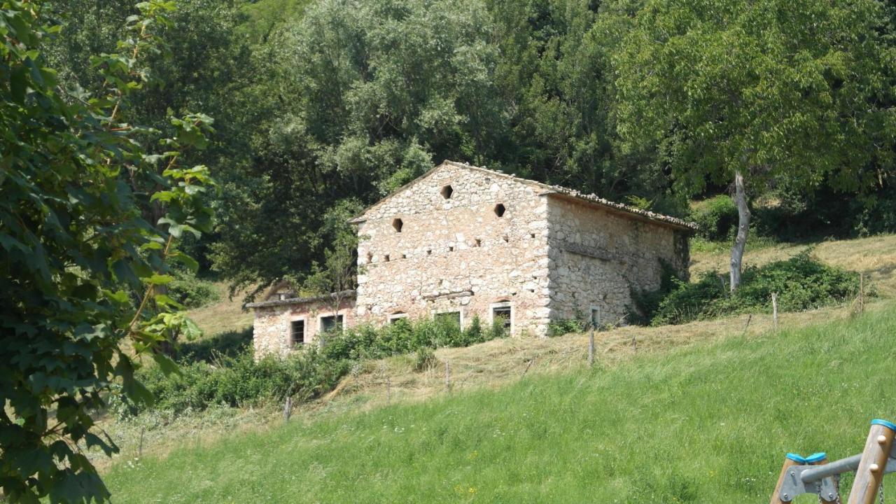 Agriturismo Fattoria Monte Baldo Vista Lago Caprino Veronese Eksteriør bilde