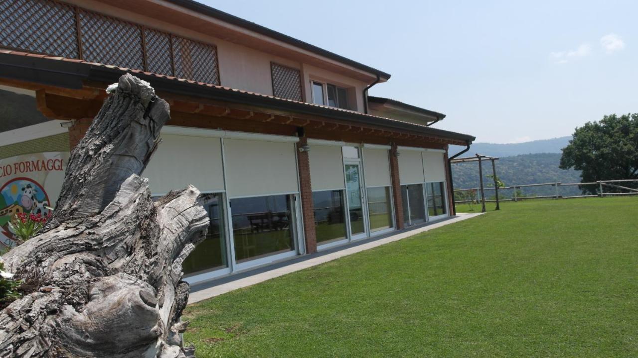 Agriturismo Fattoria Monte Baldo Vista Lago Caprino Veronese Eksteriør bilde