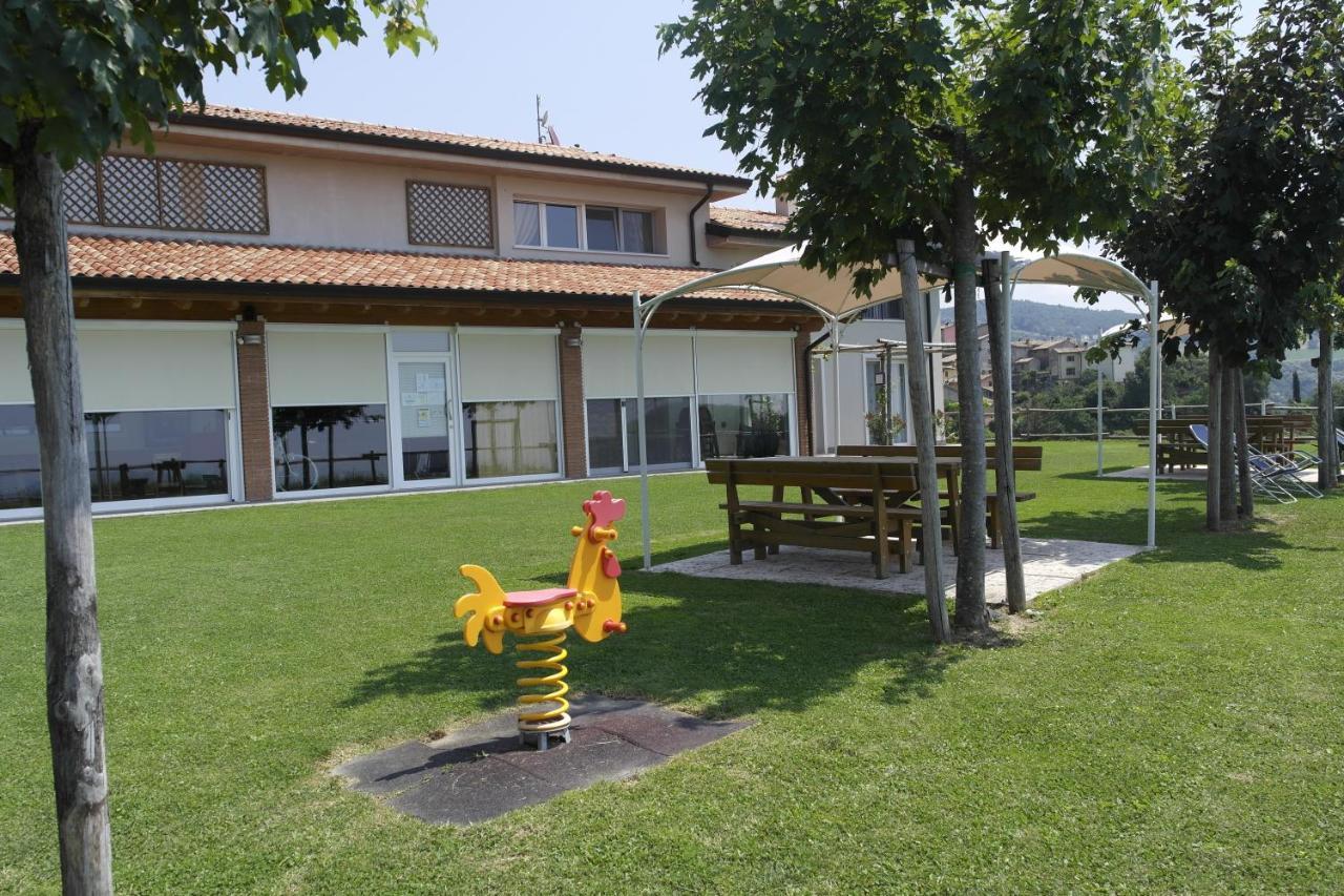 Agriturismo Fattoria Monte Baldo Vista Lago Caprino Veronese Eksteriør bilde