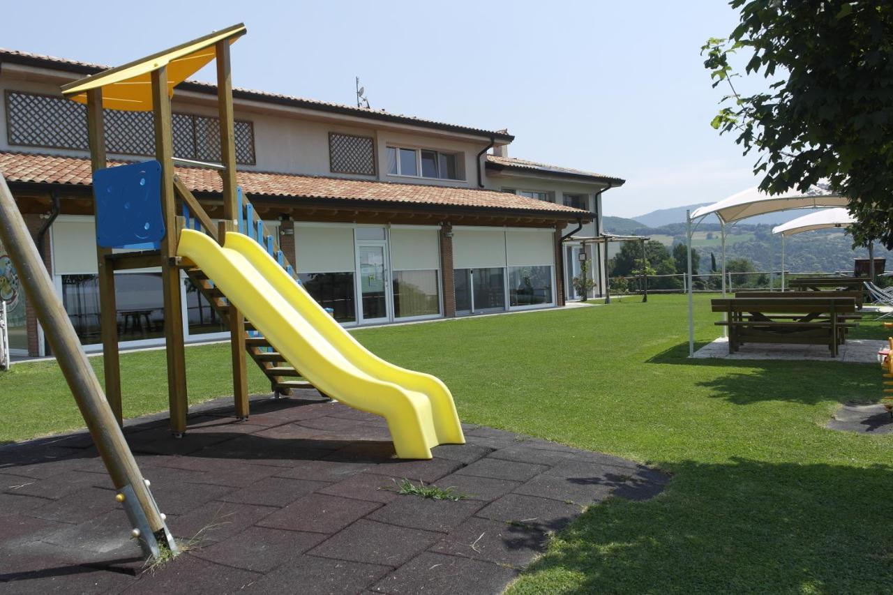 Agriturismo Fattoria Monte Baldo Vista Lago Caprino Veronese Eksteriør bilde