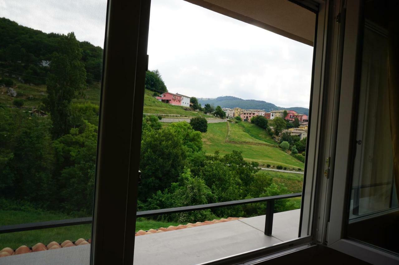 Agriturismo Fattoria Monte Baldo Vista Lago Caprino Veronese Eksteriør bilde