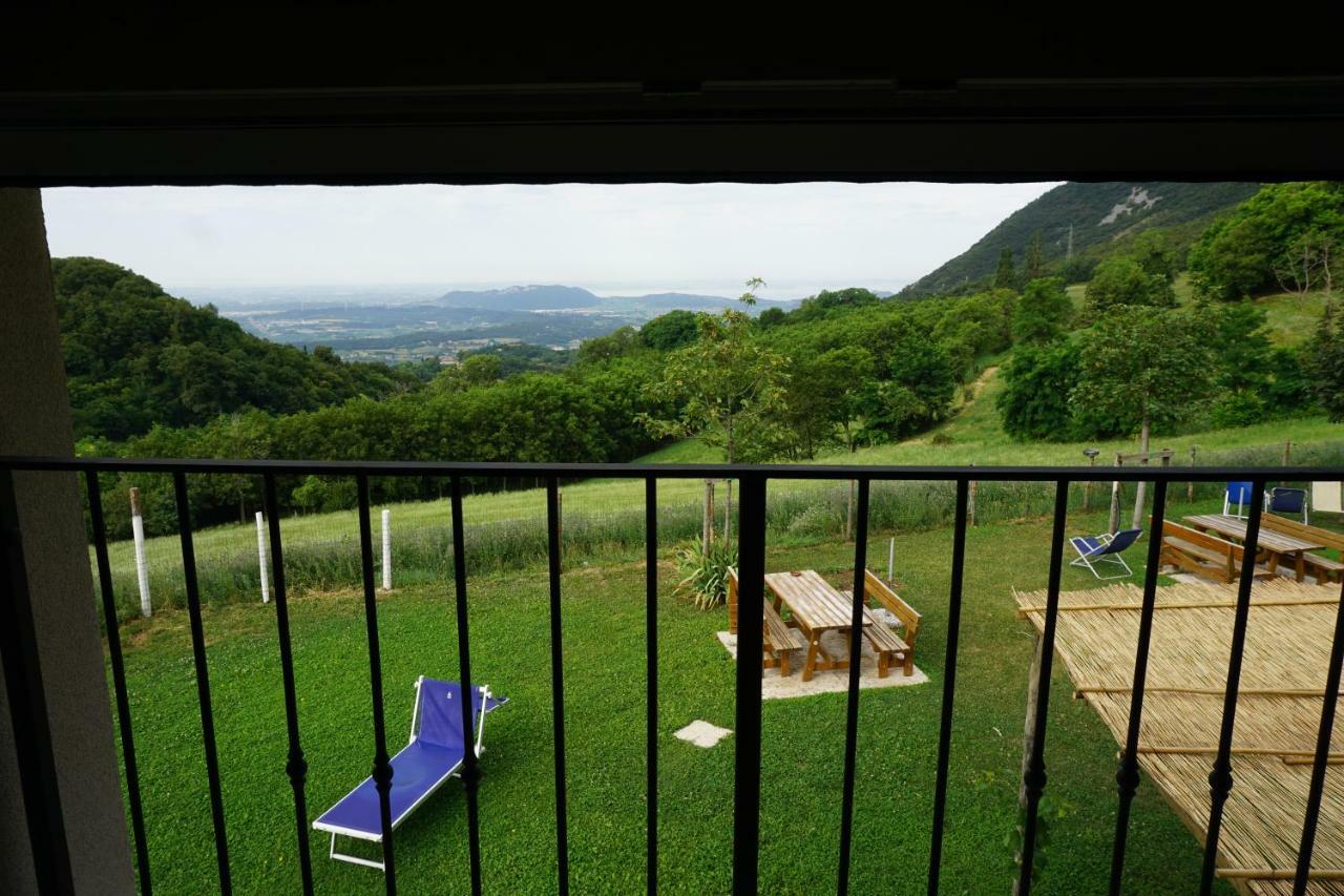 Agriturismo Fattoria Monte Baldo Vista Lago Caprino Veronese Eksteriør bilde