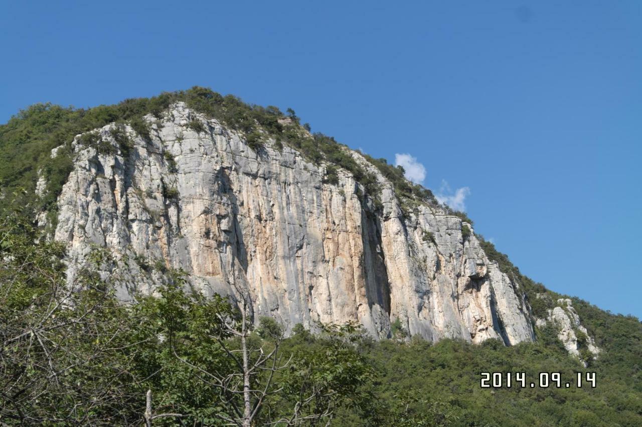 Agriturismo Fattoria Monte Baldo Vista Lago Caprino Veronese Eksteriør bilde